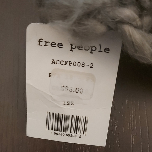 Free People Gray Textured Knit Infinity Scarf - Picture 4 of 5